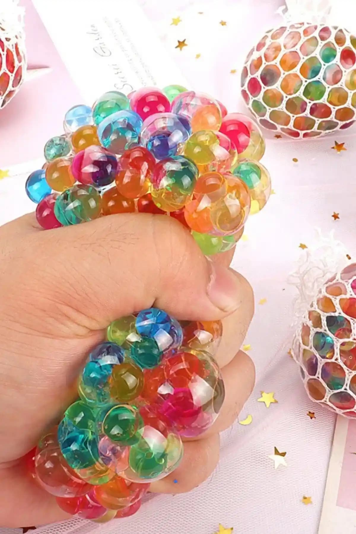 Stres Topu ve Dekorasyonda Kullanımı: Günümüz Trendleri ve Yaratıcı Fikirler