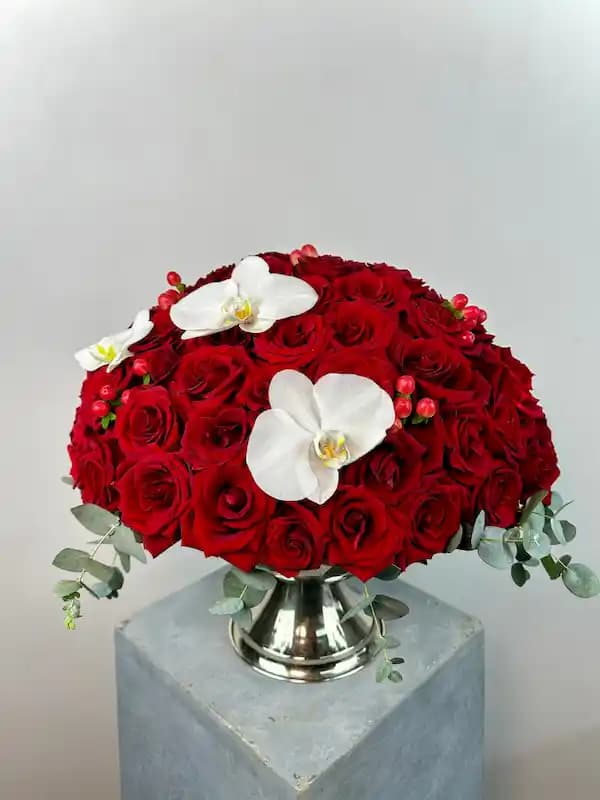 Tebrik Çiçekleri ile Dekorasyonda Anlamlı ve Estetik Dokunuşlar