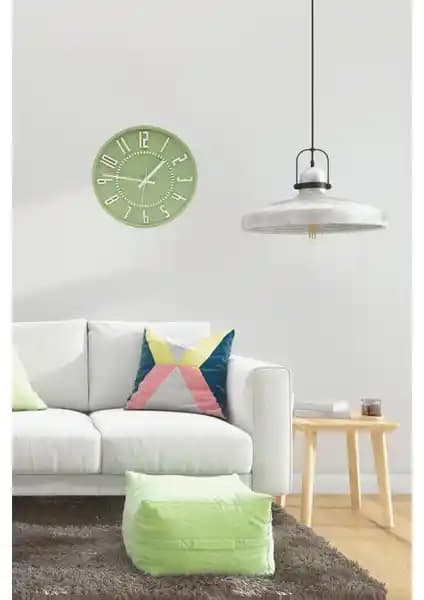 Apricity ve Klik Simplex Duvar Saatleri Karşılaştırması: Tasarım ve Fonksiyonellik Analizi