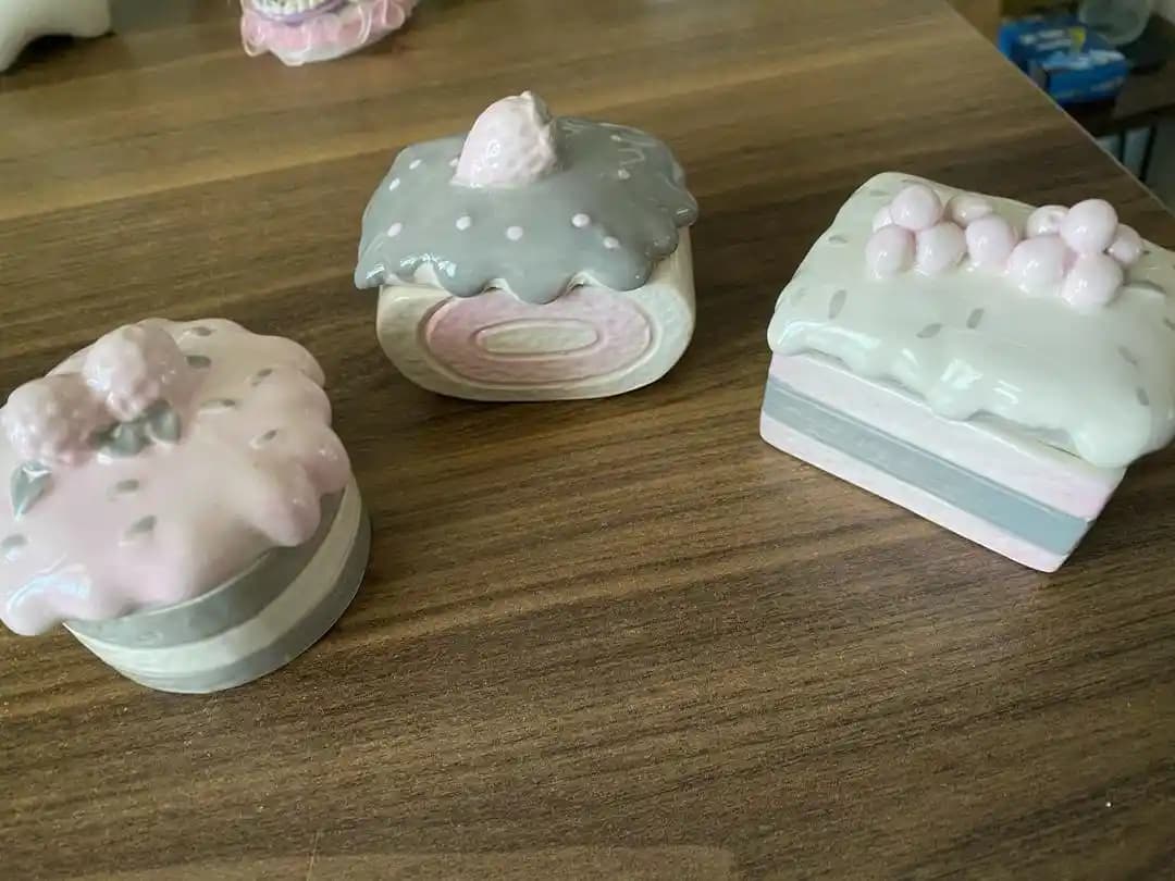 Küçük Biblolar ile Dekorasyonun İncelikleri: Estetik ve Şıklığın Sırları