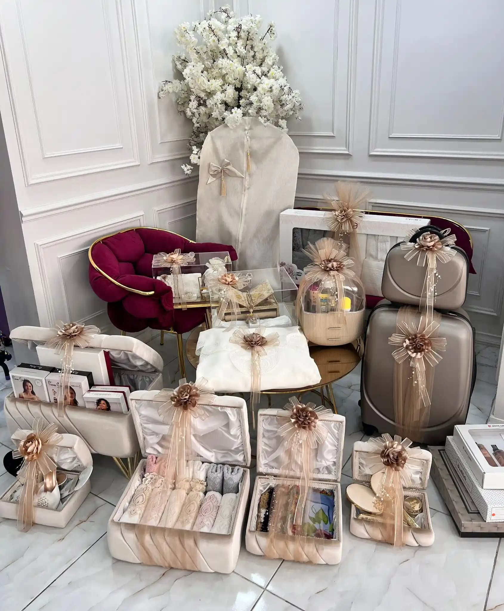 Modern Nişan Bohçası Modelleri: Trendler ve Dekorasyonla Uyumlu Tasarımlar